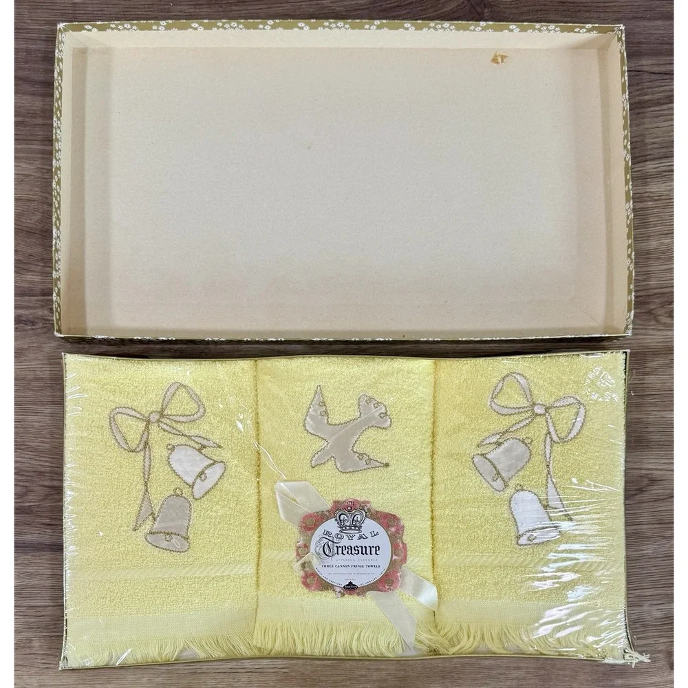 NOS Vintage Cannon Yellow Hand Towels Bells Dove Wedding Gift Christmas 3 Pc USA